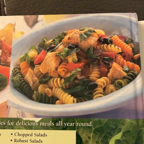 Main Dish Salads Reader’s Digest cook book - Picture 10 of 16